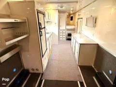 2017 Forest River Continental Cargo XP North 40, $ 77,800