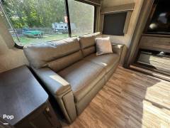 2021 Grand Design Reflection 303RLS, $ 31,500