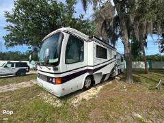 2000 Monaco Signature Series Classic, $ 52,500