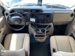2017 Thor Motor Coach Four Winds 31E, $ 45,000