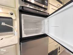 2022 Tiffin Wayfarer 25RW, $ 99,999
