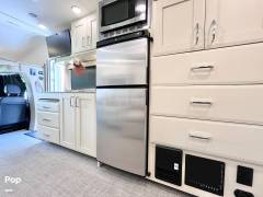 2022 Tiffin Wayfarer 25RW, $ 99,999