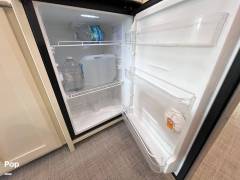 2022 Tiffin Wayfarer 25RW, $ 99,999