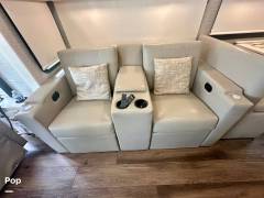 2023 Winnebago Forza 36H, $ 235,000