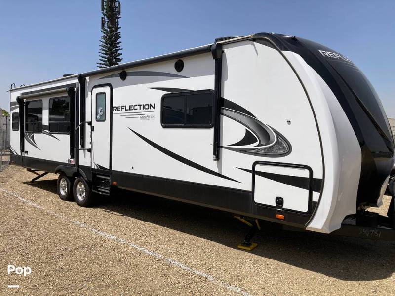 2022 Grand Design Reflection 315RLTS, $ 44,000