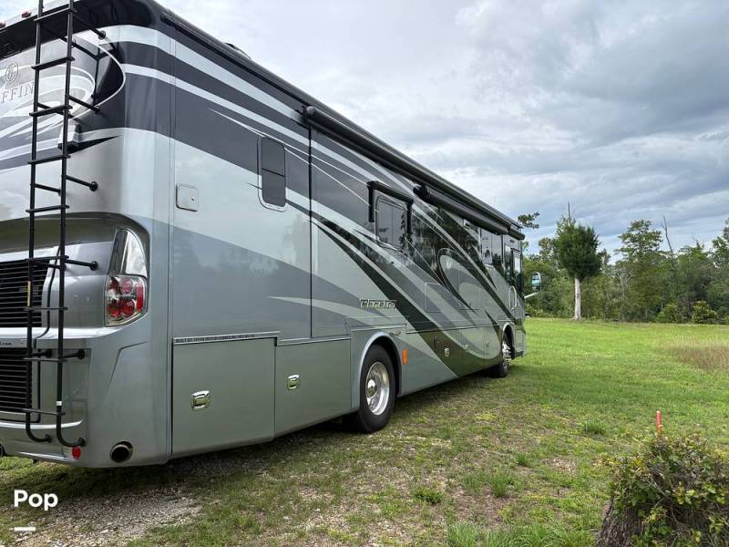 2018 Tiffin Phaeton 37BH, $ 190,000