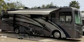 2019 Thor Motor Coach Palazzo 33.2, $ 134,000