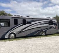 2019 Thor Motor Coach Palazzo 33.2, $ 134,000