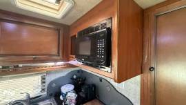 2015 Holiday Rambler Augusta 31M, $ 32,500