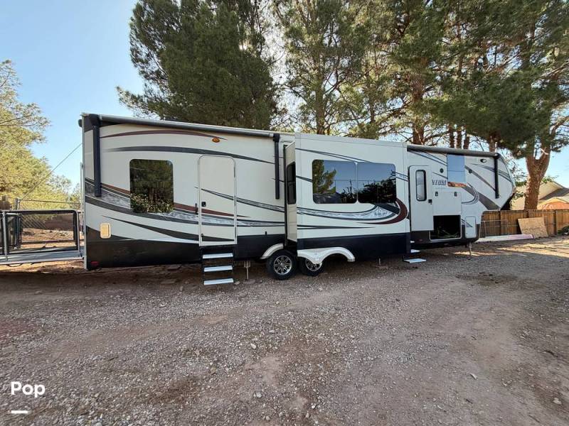2015 Grand Design Momentum 385TH, $ 44,950