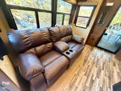2015 Grand Design Momentum 385TH, $ 44,950