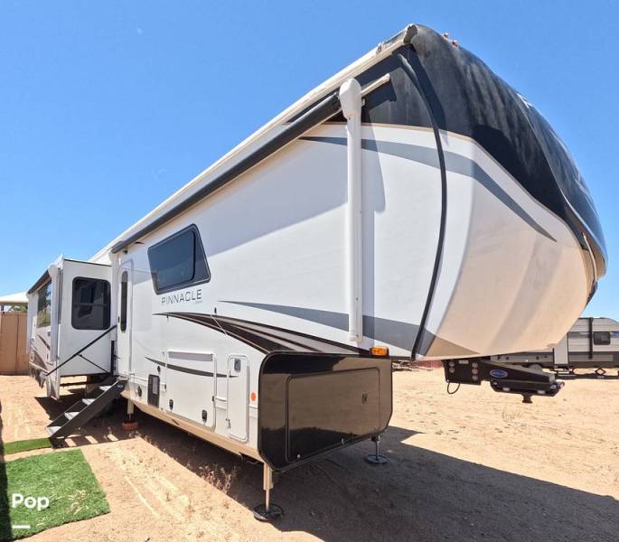 2024 Jayco Pinnacle 38FBRK, $ 82,999