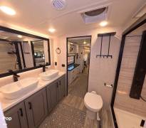 2024 Jayco Pinnacle 38FBRK, $ 82,999