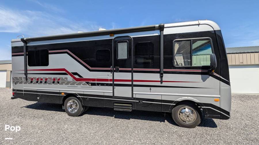 2016 Monaco Trek 26HMS, $ 53,000