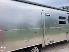 2022 Airstream Flying Cloud 30RB, $ 91,000