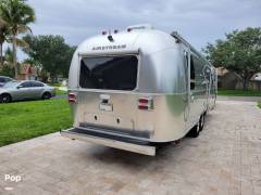 2022 Airstream Flying Cloud 30RB, $ 91,000
