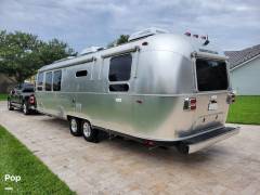 2022 Airstream Flying Cloud 30RB, $ 91,000