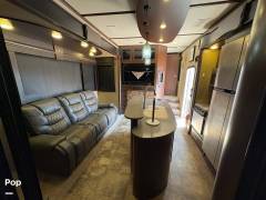 2016 Dutchmen Voltage 3914, $ 52,000
