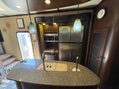 2016 Dutchmen Voltage 3914, $ 52,000