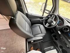 2023 Entegra Qwest 24R, $ 117,950