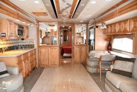 2009 American Coach American Eagle 45E, $ 135,000