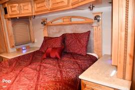 2009 American Coach American Eagle 45E, $ 135,000