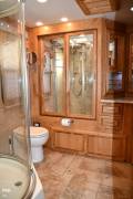2009 American Coach American Eagle 45E, $ 135,000