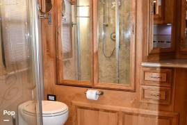 2009 American Coach American Eagle 45E, $ 135,000