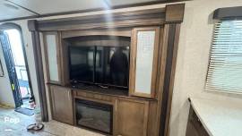 2019 Keystone Cougar 33MLS, $ 25,000
