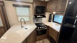 2019 Keystone Cougar 33MLS, $ 25,000