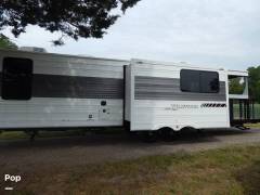 2025 Forest River Wildwood 32 Veranda, $ 38,500