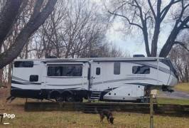 2023 Jayco North Point 390KDS, $ 73,400