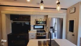 2023 Jayco North Point 390KDS, $ 73,400