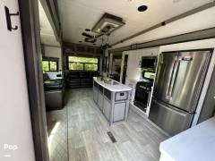 2022 Keystone Montana 3813MS, $ 49,000