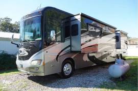 2012 Winnebago Journey 42E, $ 130,000