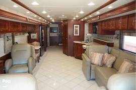 2012 Winnebago Journey 42E, $ 130,000