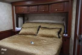 2012 Winnebago Journey 42E, $ 130,000