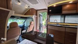 2016 Winnebago Navion 24G, $ 77,800