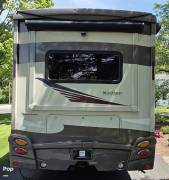 2016 Winnebago Navion 24G, $ 77,800