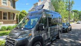 2025 Thor Motor Coach Rize 18G, $ 70,000