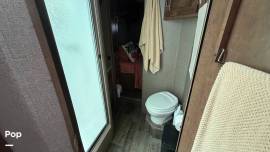 2019 Winnebago Intent 31P, $ 50,000