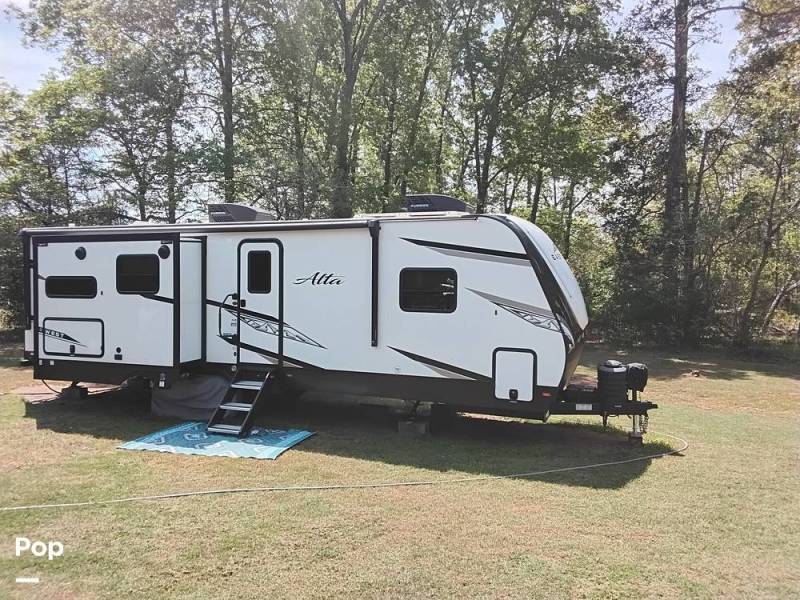 2024 East To West RV Alta 2810KIK, $ 38,000