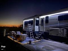 2022 Jayco Pinnacle 32RLTS, $ 54,900