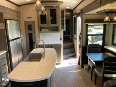 2022 Jayco Pinnacle 32RLTS, $ 54,900
