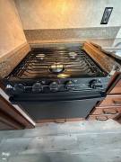 2014 Keystone Montana 3850FL, $ 33,000