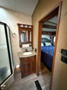 2014 Keystone Montana 3850FL, $ 33,000