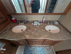 2013 Thor Motor Coach Tuscany 45LT, $ 139,900
