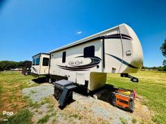 2020 Cedar Creek Silverback 37MBH, $ 47,000