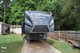 2016 Keystone Fuzion Chrome 422, $ 54,999
