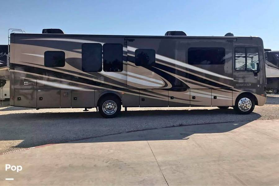 2016 Holiday Rambler Vacationer 36SBT, $ 64,500